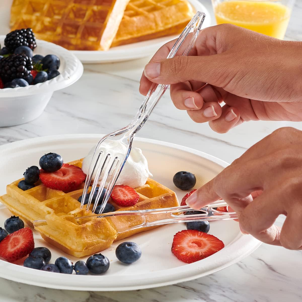 GUSTO [192 Combo Pack] Premium Heavyweight Disposable Clear Plastic Silverware - 64 Forks, 64 Spoons, 64 Knives, plastic utensils, Cutlery Set for Parties, Events, and Catering