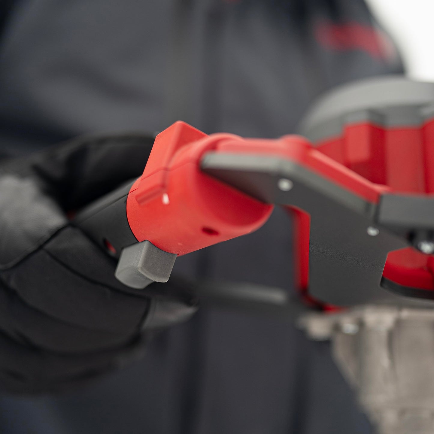 Eskimo E40 Electric Ice Fishing Auger, Full Power 40v Lithium-ion Battery, Lightweight Powerhead, Turbo Cutting System, Multi-Edge Blades, Red