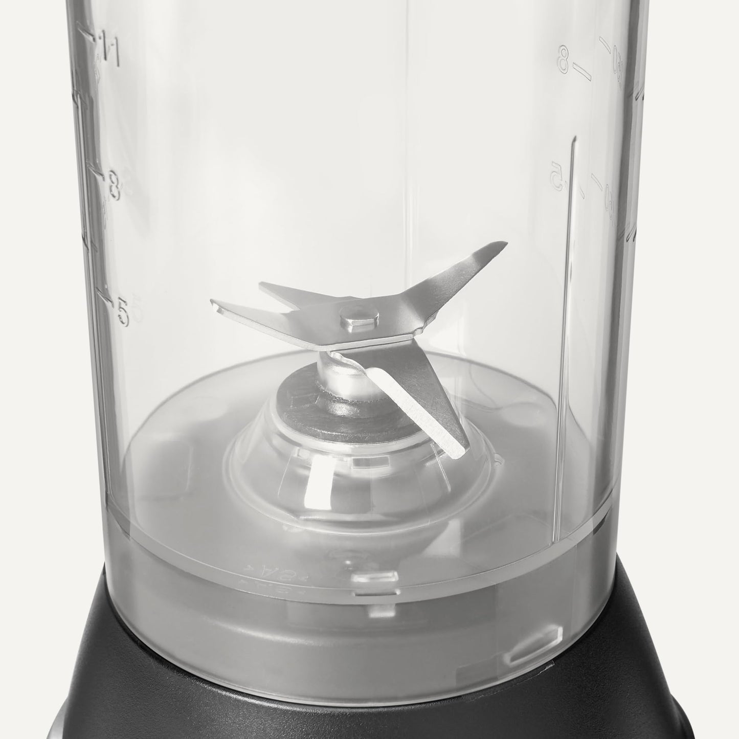 Amazon Basics Portable Blender for Smoothies and Shakes with 250W Power,15 Oz BPA Free Travel Cup and Lid, Black