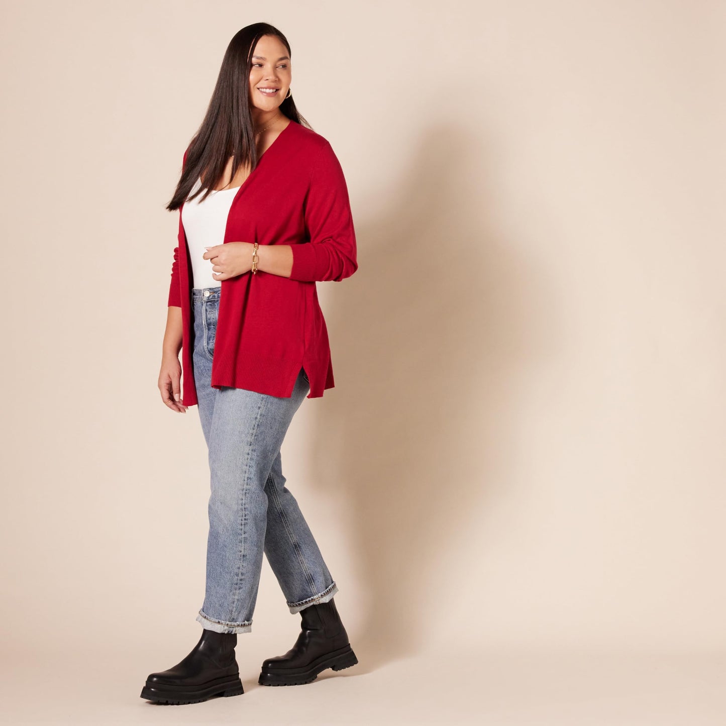 Amazon Essentials Women's Long-Sleeve Crewneck Smocked Cuff T-Shirt