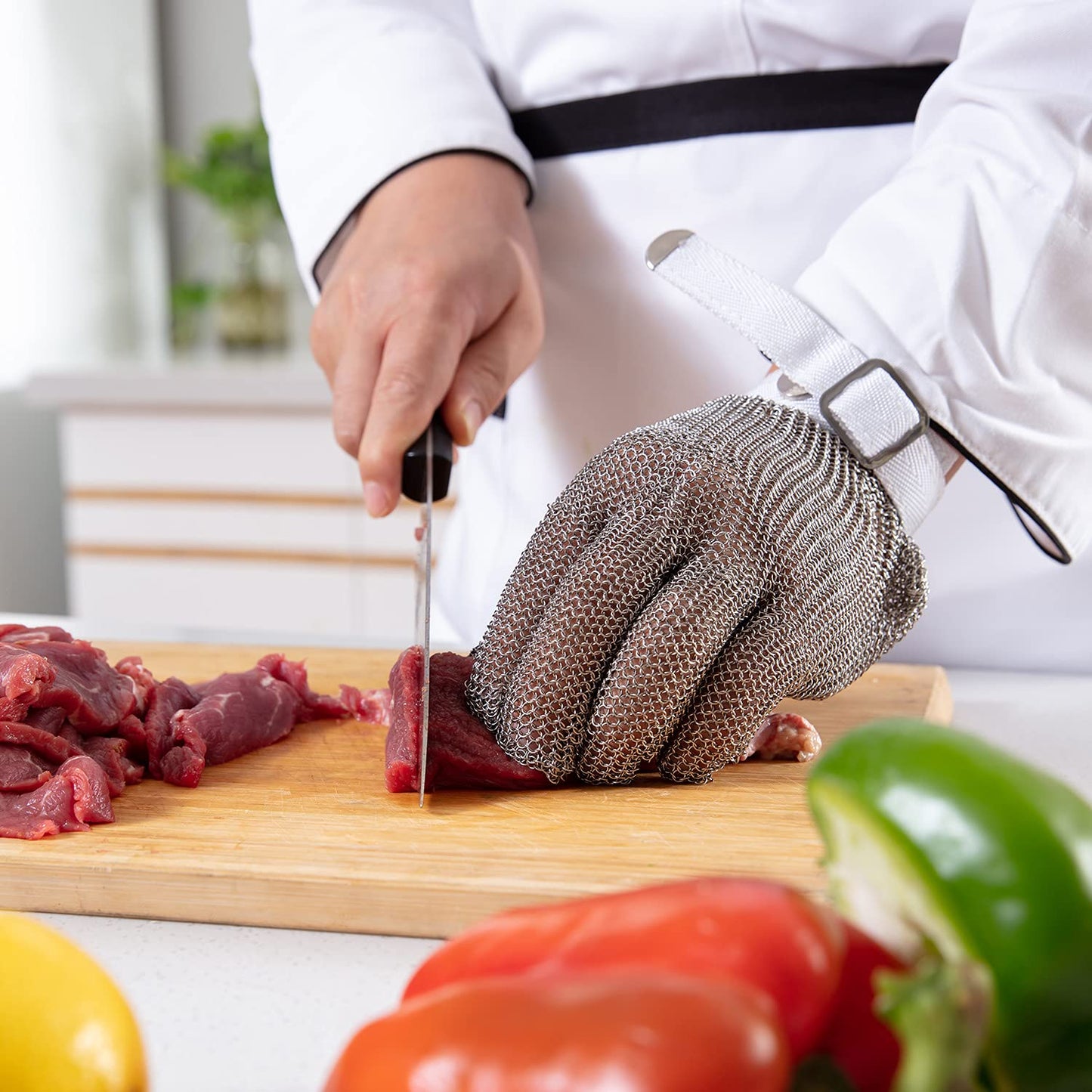 Dowellife Level 9 Cut Resistant Glove - Stainless Steel Mesh Metal Glove for Butcher, Meat Cutting, Oyster Shucking, Kitchen Mandoline, Chef Slicing, Fish Fillet (X-Large)