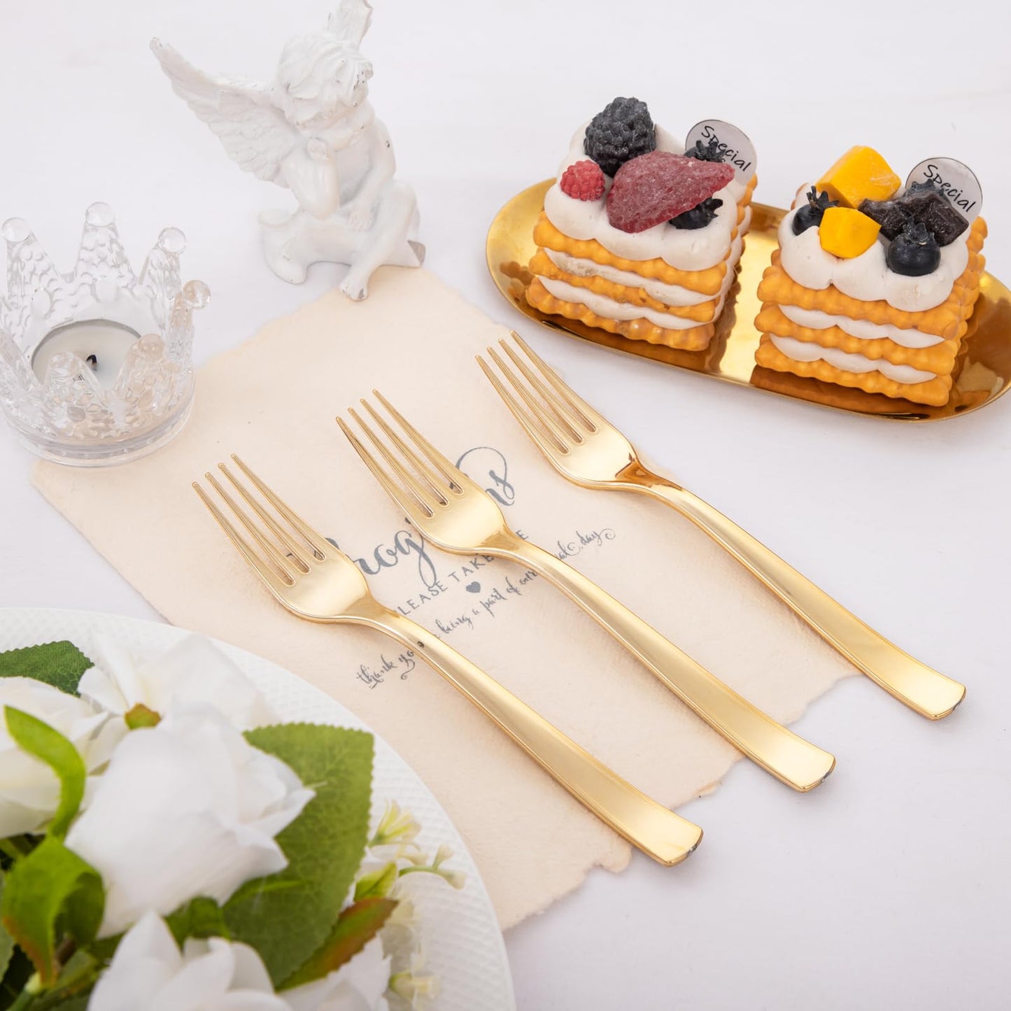 Liacere 360PCS Clear Plastic Knives Disposable - Heavy DutyBPA-Free - Heat Resistant, Solid and Durable Disposable Knives Bulk, Premium Plastic Knives Heavy Duty for Party Supply