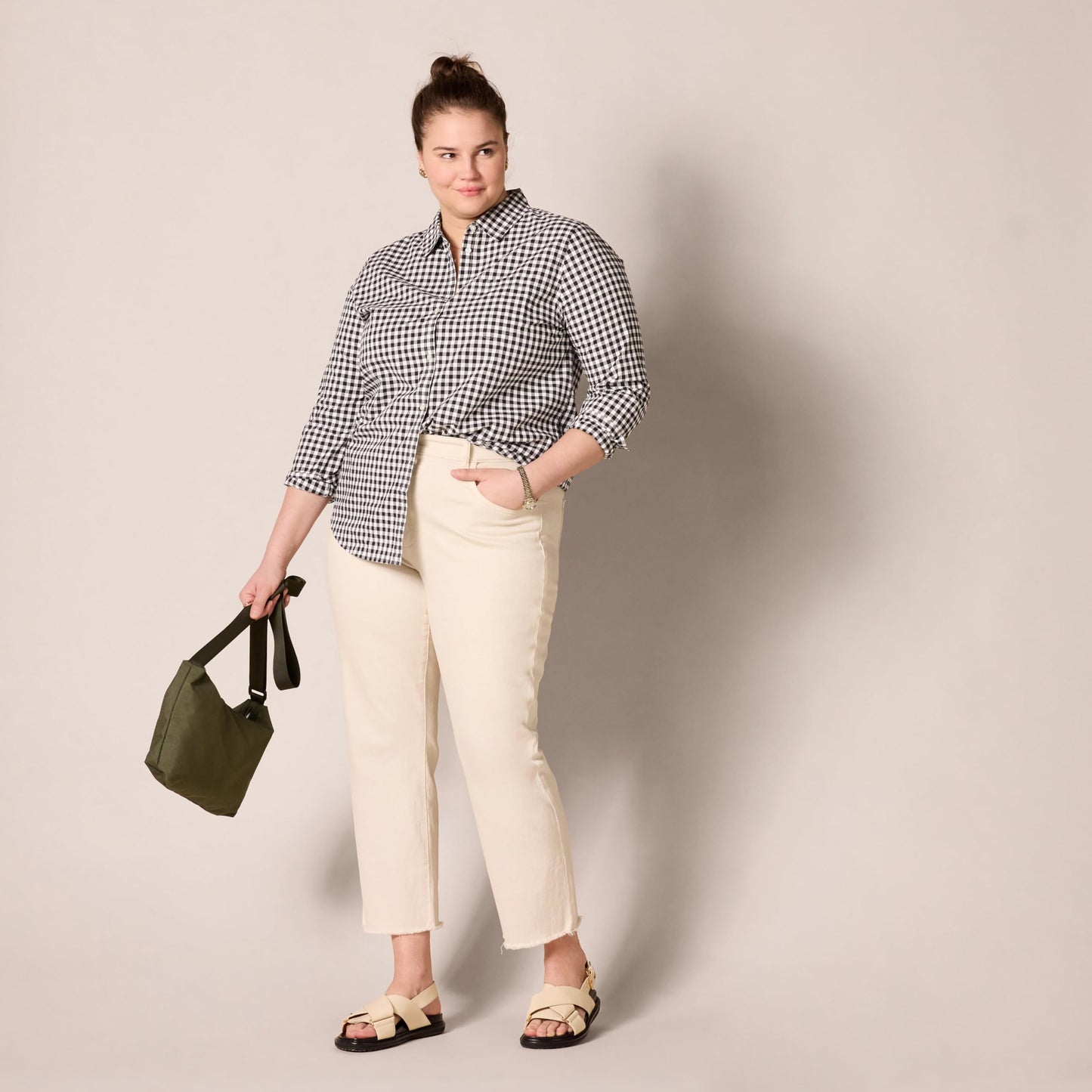Amazon Essentials Women's Regular-Fit Long-Sleeve Button-Down Poplin Shirt, Business Casual, Office Work