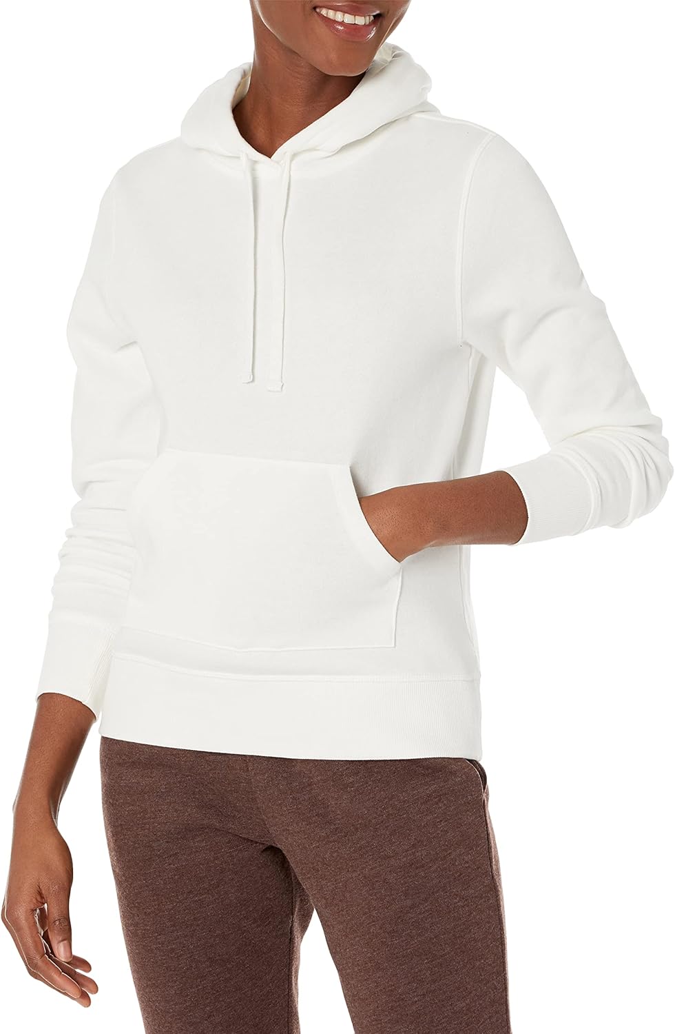 Amazon Essentials Women's Regular-Fit Brushed Back Fleece Pullover Hoodie (Available in Plus Size)