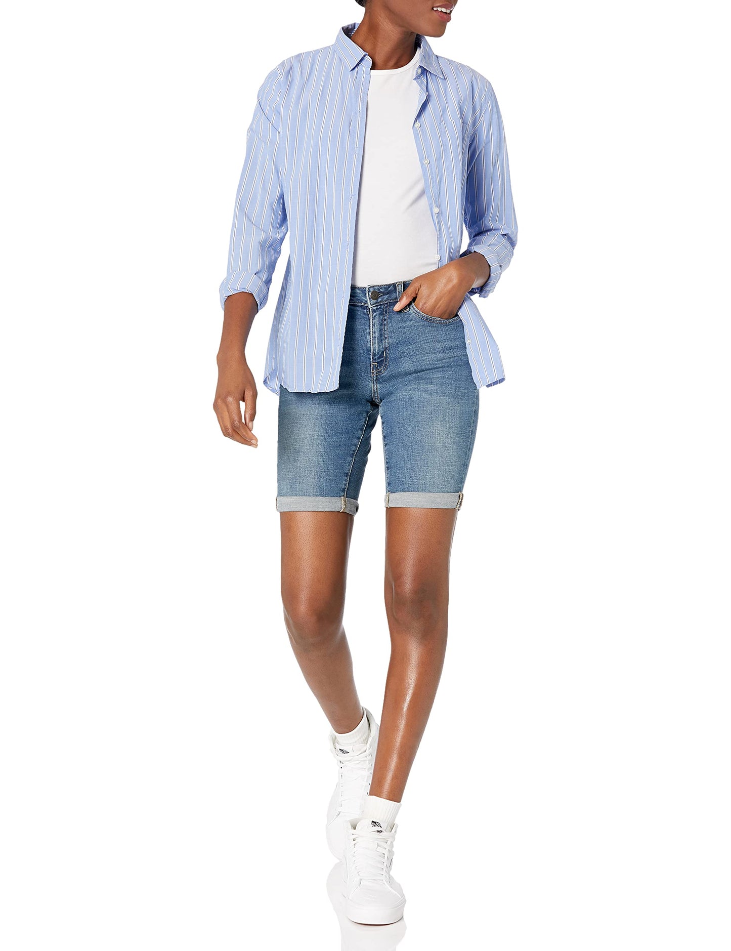 Amazon Essentials Women's Mid-Rise Stretchy Slim Fit Denim Bermuda Shorts with Pockets