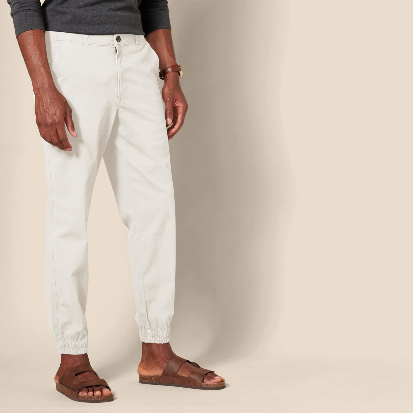 Amazon Essentials Men's Straight-Fit Washed Cotton Chino Jogger Pant