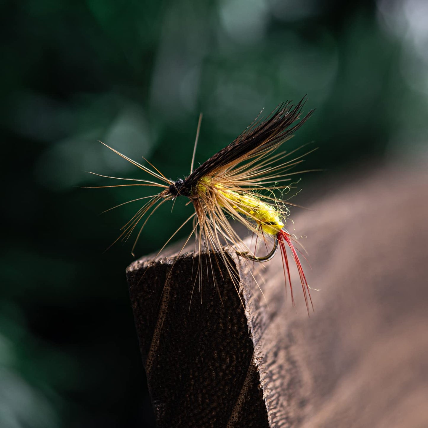 Goture Fly Fishing Flies Kit,25pcs/30pcs/100pcs Fly Fishing Lures,Dry Flies Wet Flies Streamers Nymphs Flies, Fly Fishing Assortment Kit for Bass Trout Salmon Fishing