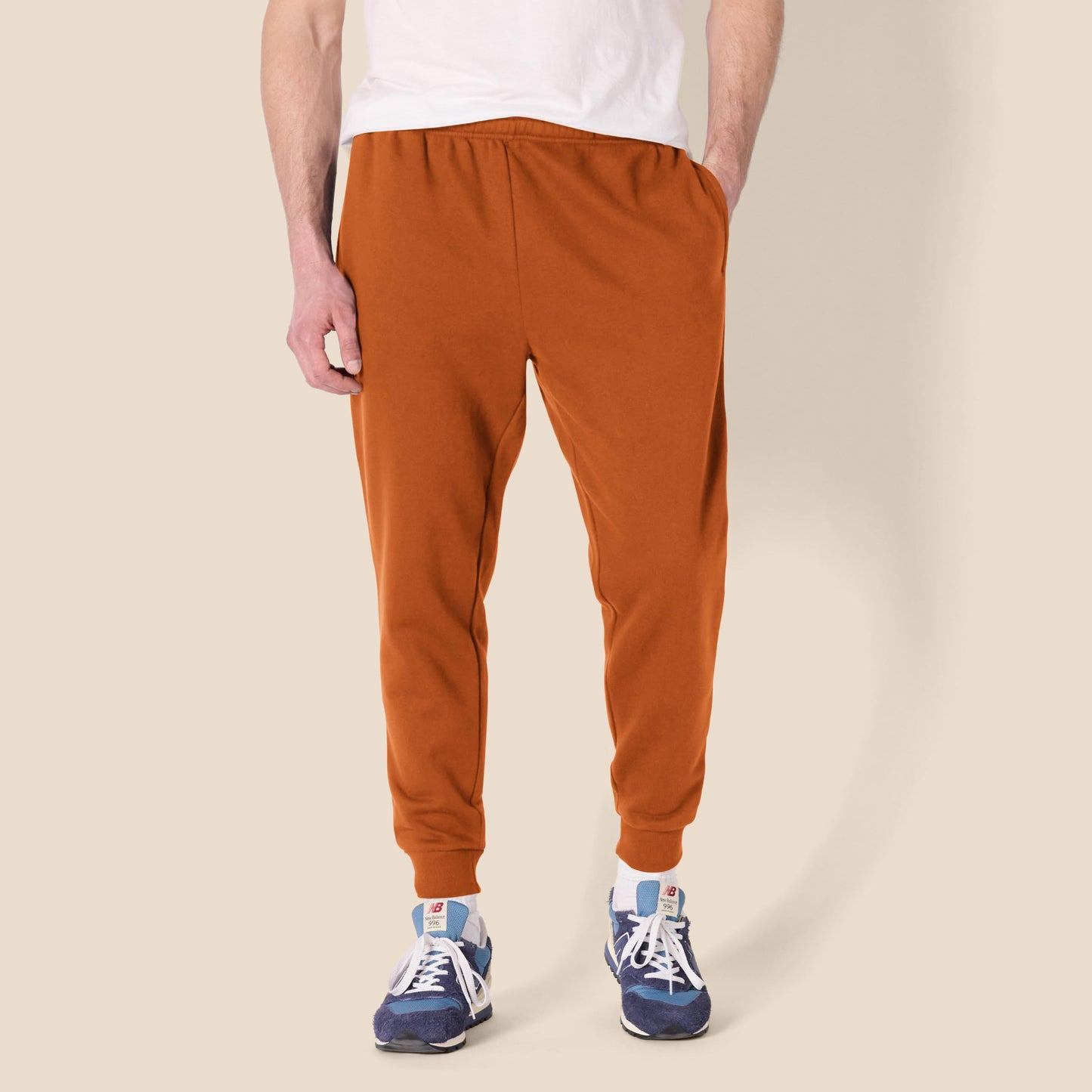 Amazon Essentials Men's Relaxed-Fit Fleece Joggers Sweatpants