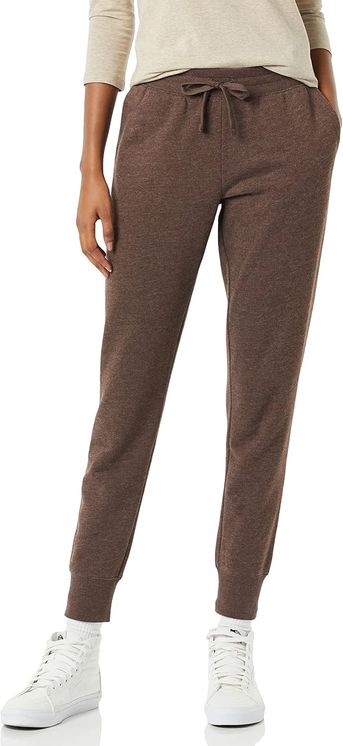 Amazon Essentials Women's Fleece Jogger Sweatpant (Available in Plus Size)