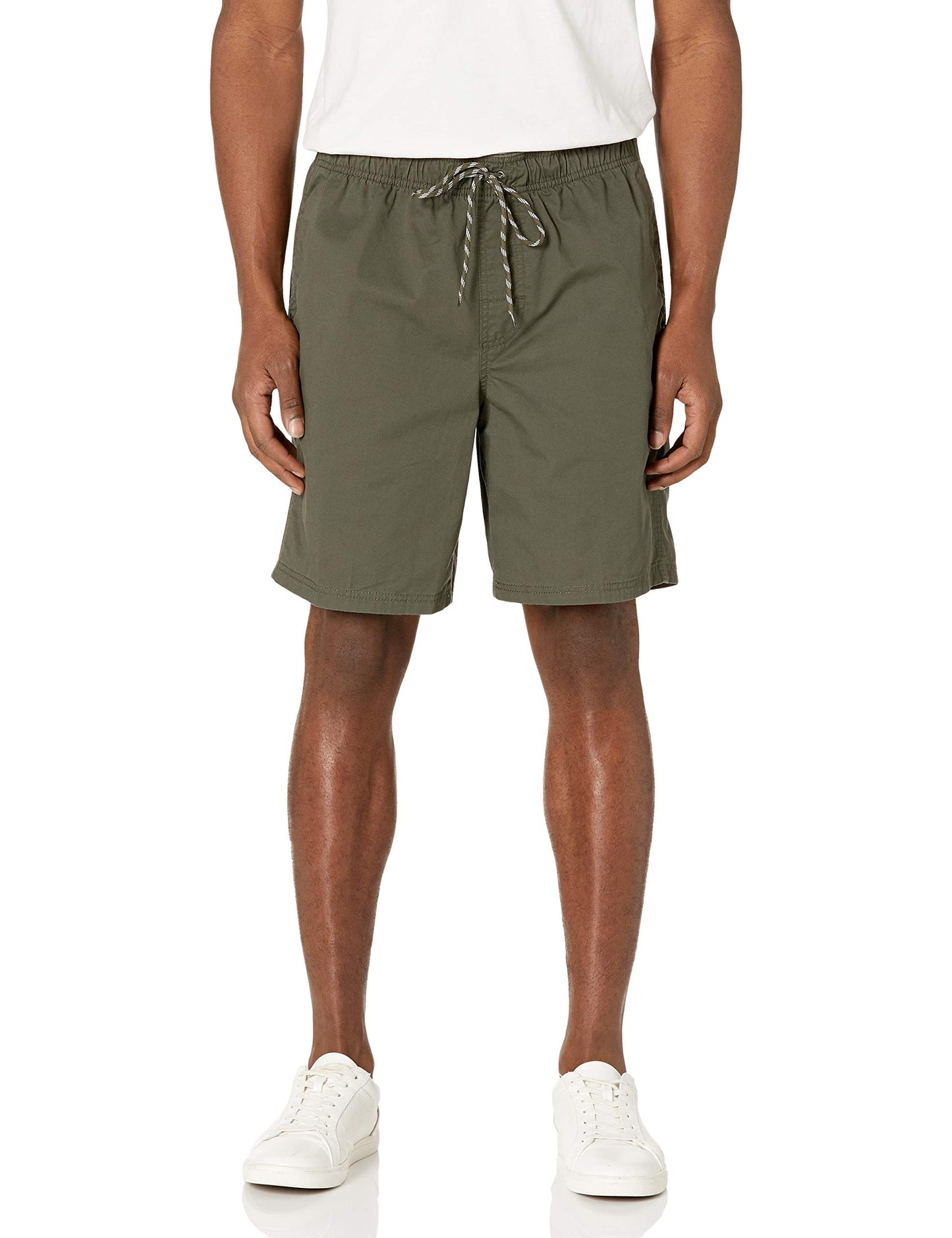 Amazon Essentials Men's 8" Inseam Relaxed-Fit Drawstring Walk Shorts with Elastic Waist