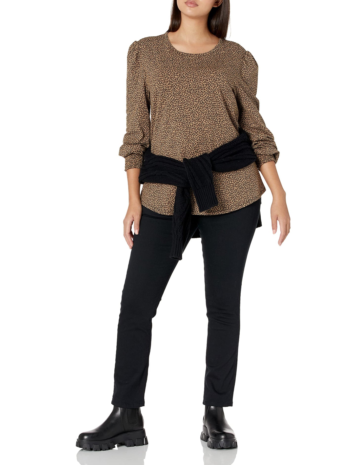 Amazon Essentials Women's Long-Sleeve Crewneck Smocked Cuff T-Shirt
