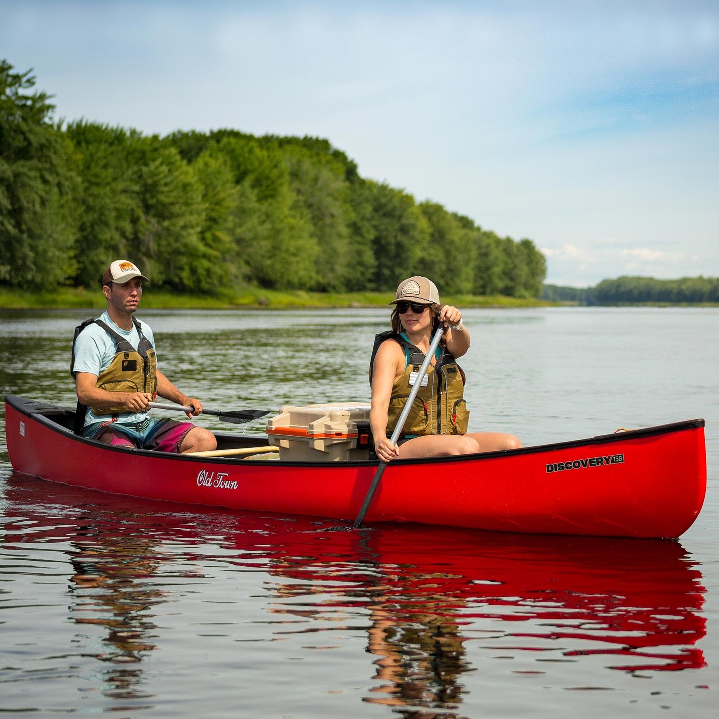 Old Town Canoes & Kayaks Discovery 158 Recreational Canoe, Red, 15 Feet 8 Inches