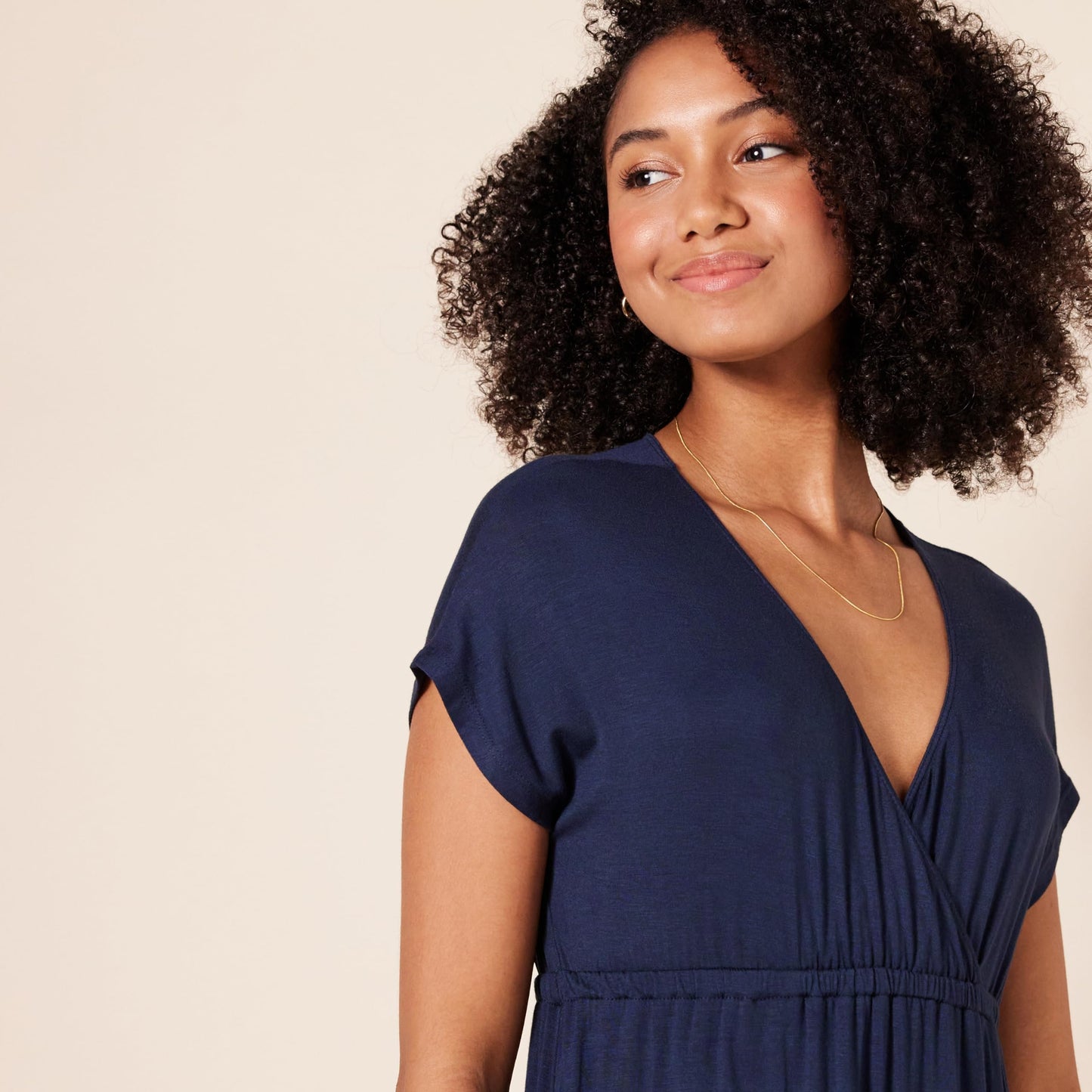 Amazon Essentials Women's V Neck Short Sleeve Waisted Maxi Dress (Available in Plus Size)