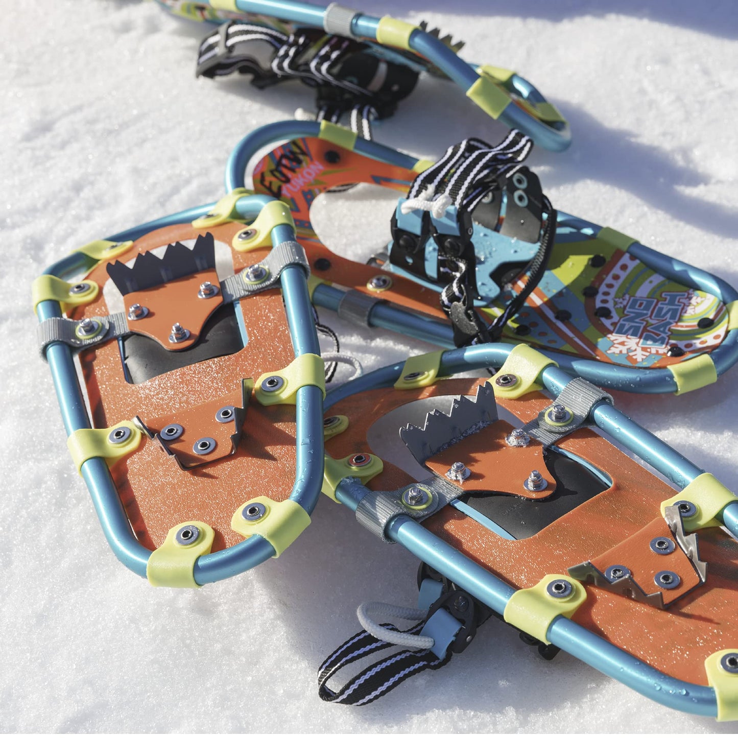 Yukon Charlie's SNO-Bash Youth Aluminum Snowshoe, Measures 7-inch x 16-inch
