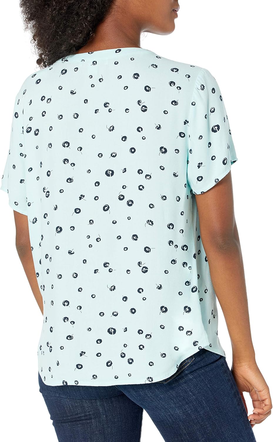 Amazon Essentials Women's Relaxed-Fit V Neck Short-Sleeve Woven Blouse, Business Casual