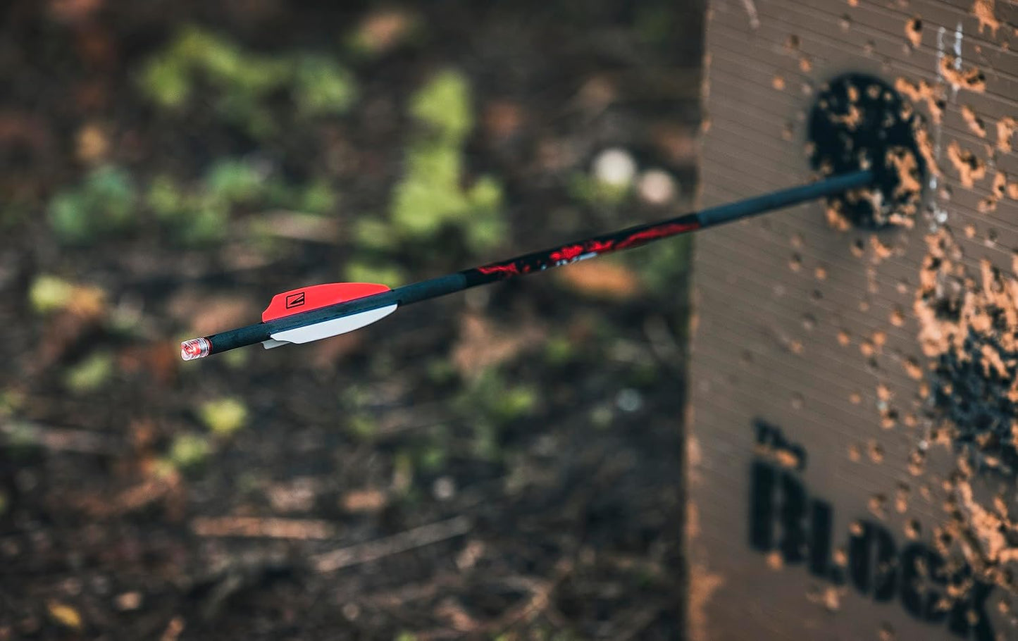 Killer Instinct Lighted Hypr Bolts 3 Pack. These Crossbow Bolts are Designed for Maximum Performance. Advanced Carbon Construction for The Toughest Prey.