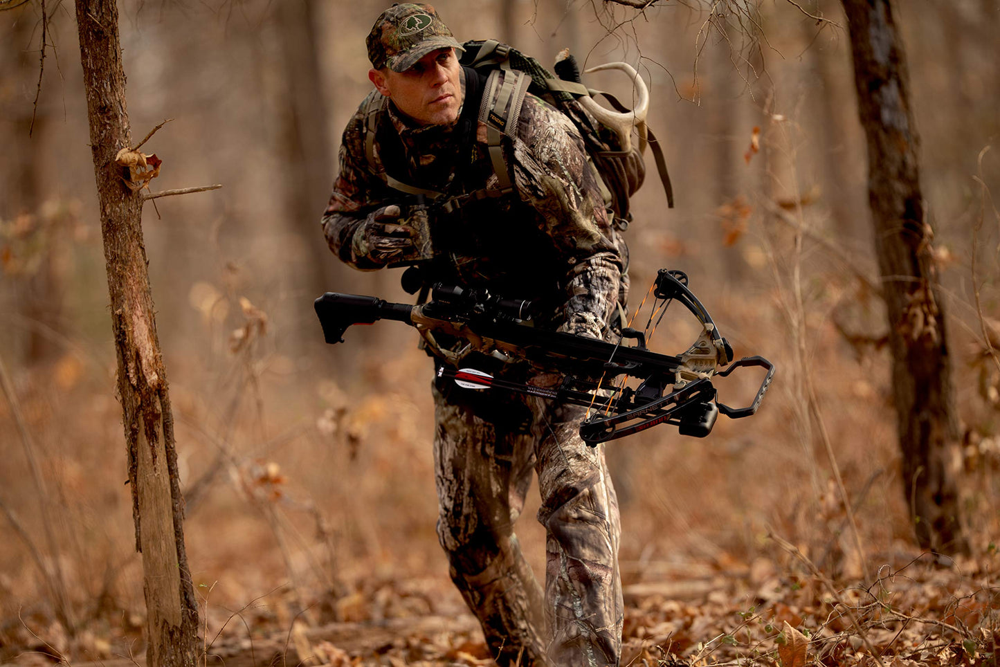 Barnett Explorer XP400 Crossbow Package, with 2 Carbon Arrows, Lightweight Quiver