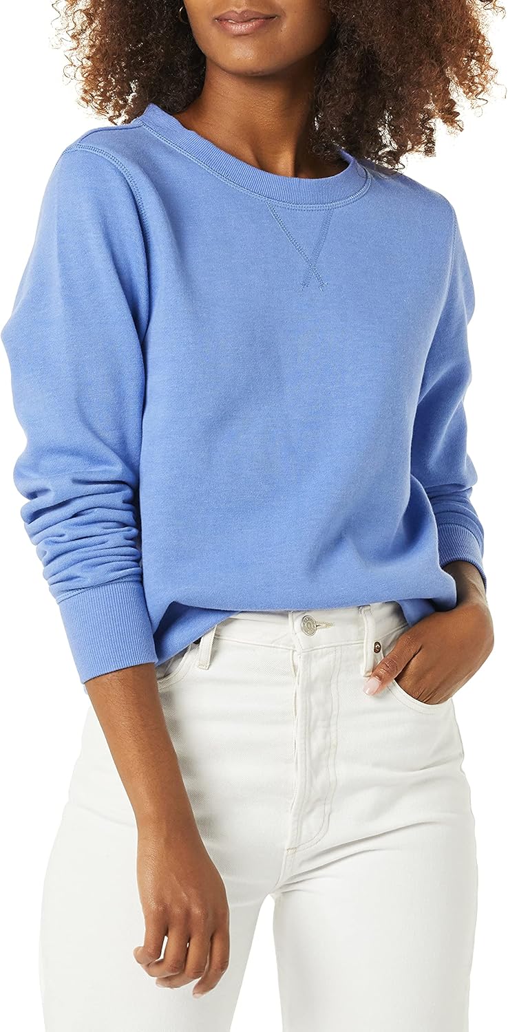 Amazon Essentials Women's Fleece Crewneck Long Sleeve Pullover Sweatshirt (Available in Plus Size)