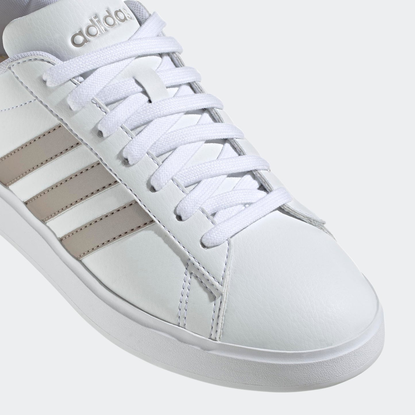 adidas Women’s Grand Court 2.0 Tennis Shoe
