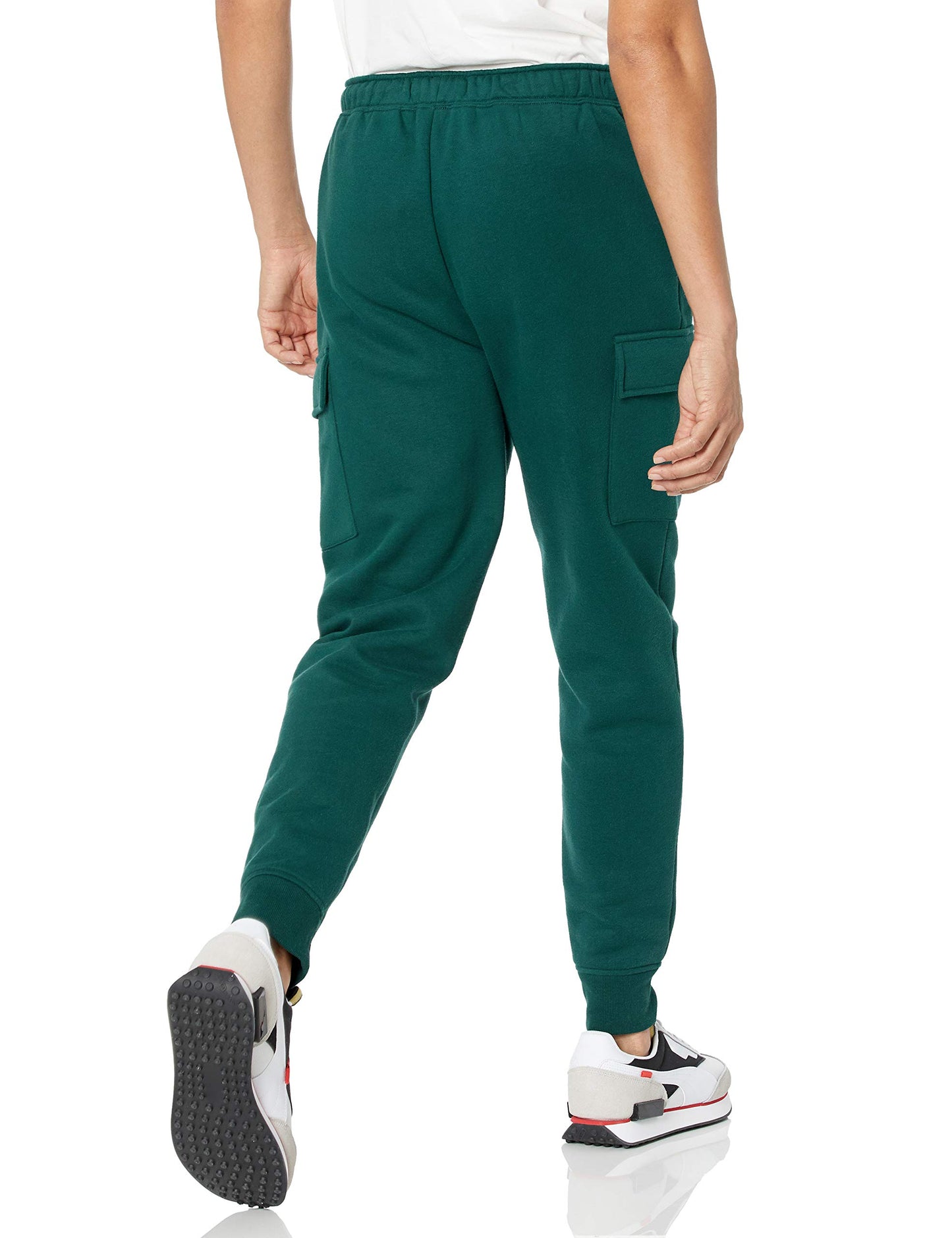 Amazon Essentials Men's Relaxed Fit Cargo Fleece Jogger Sweatpants with Drawstring