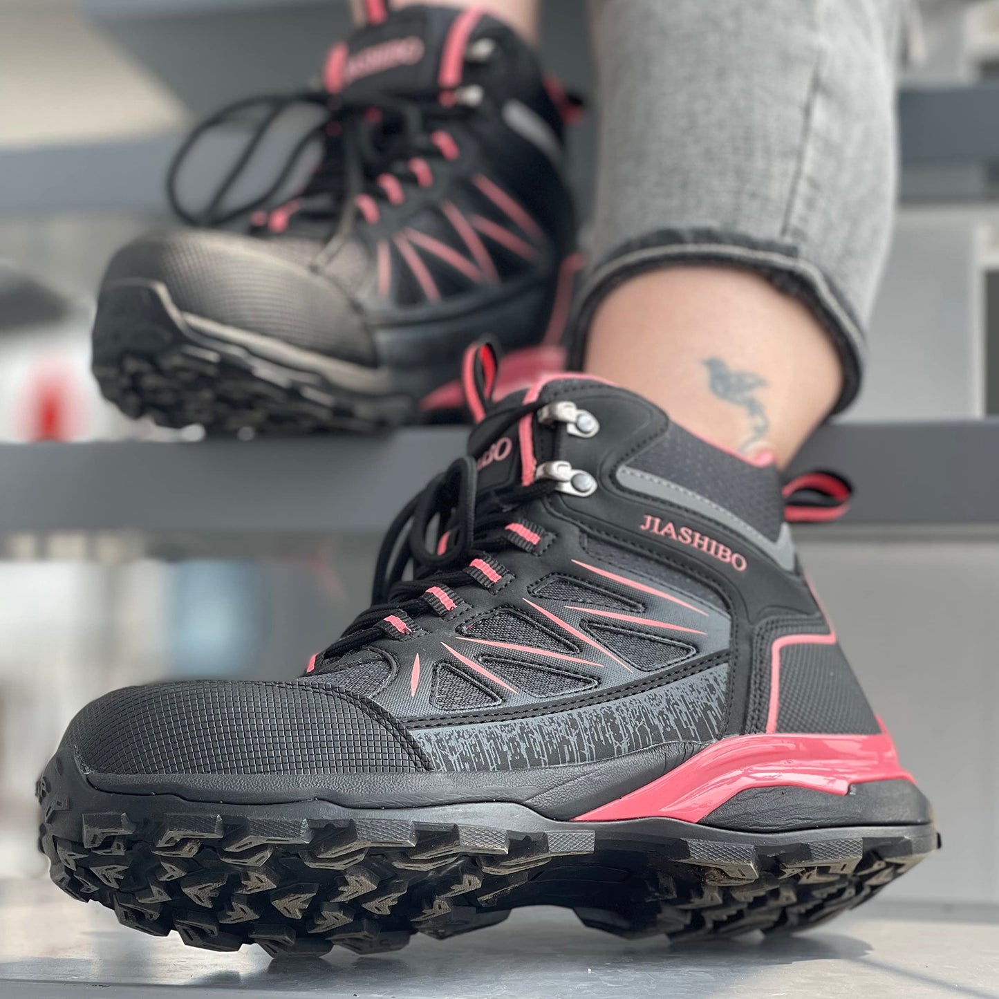 Steel Toe Work Boots for Women - Insulated Work Boots Steel Toe Sneakers Comfortable Construction Boot Lightweight Work & Safety Toe Shoes Gifts for Construction Workers for Work Construction