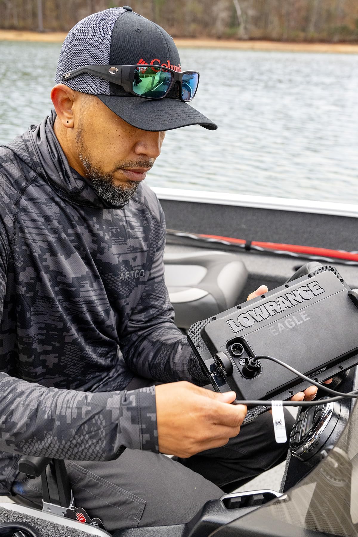 Lowrance Eagle 4", 5", 7" and 9" Fish Finders with IPS Screen