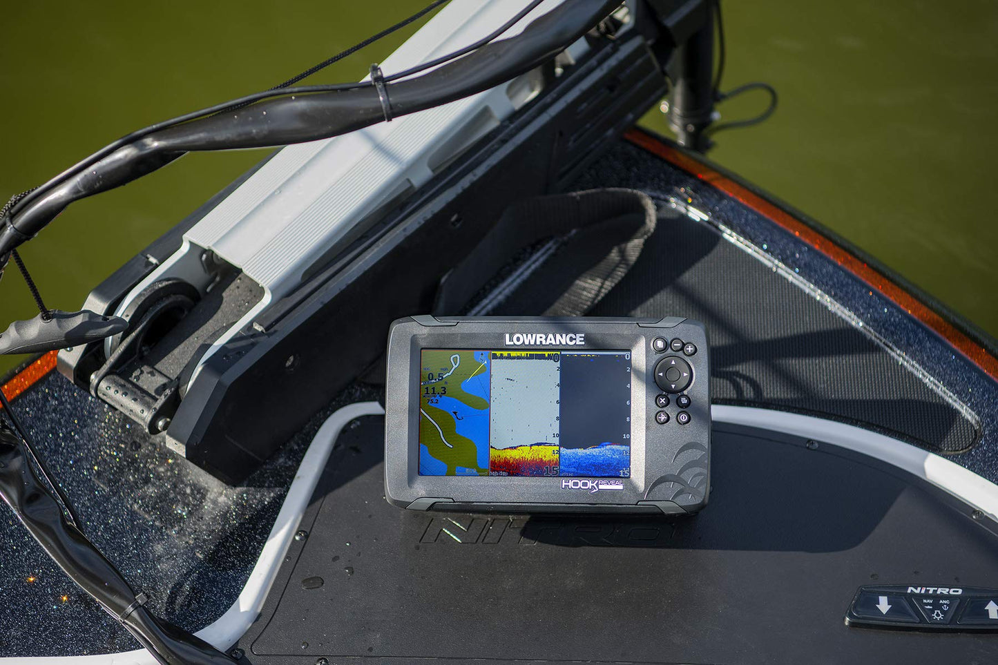 Lowrance HOOK Reveal 5", 7" and 9" Fish Finders with Transducers