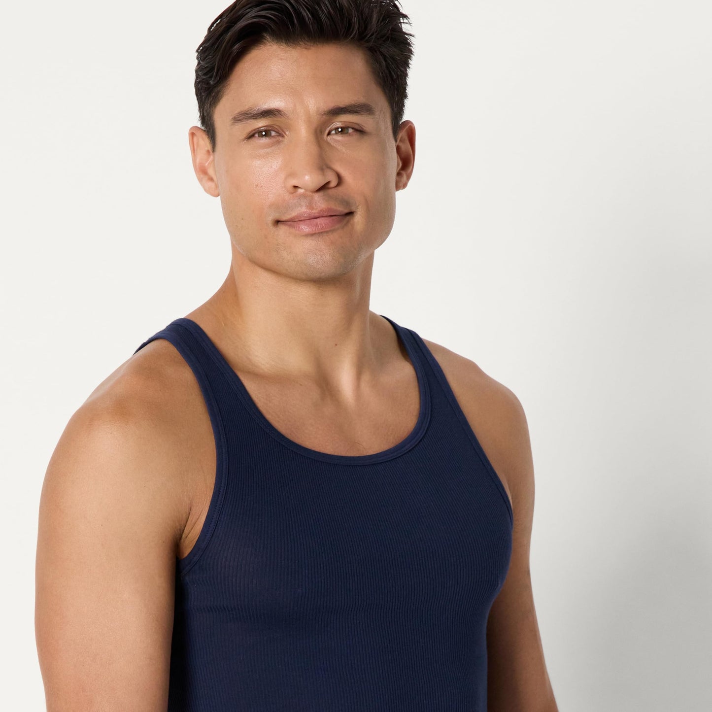 Amazon Essentials Men's Slim Fit Breathable Cotton Tank Undershirts, Pack of 6