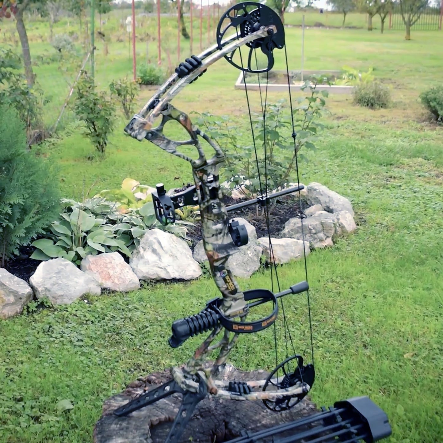 Sanlida Archery Dragon X8 RTH Compound Bow Package for Adults and Teens,18”-31” Draw Length,0-70 Lbs Weight,up to IBO 310 fps,No Press Needed,Limbs Made in USA,Limited Life-time Warranty