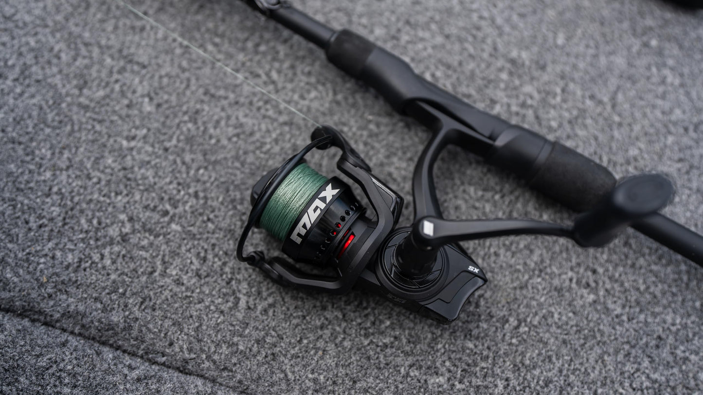 Abu Garcia Max SX Size 750 Spinning Fishing Reel, High-Performance Freshwater Reel, A-Symmetric Carbon Frame and Rotor, Durable & Lightweight Construction, Max Drag of 6.4lb | 2.9kg