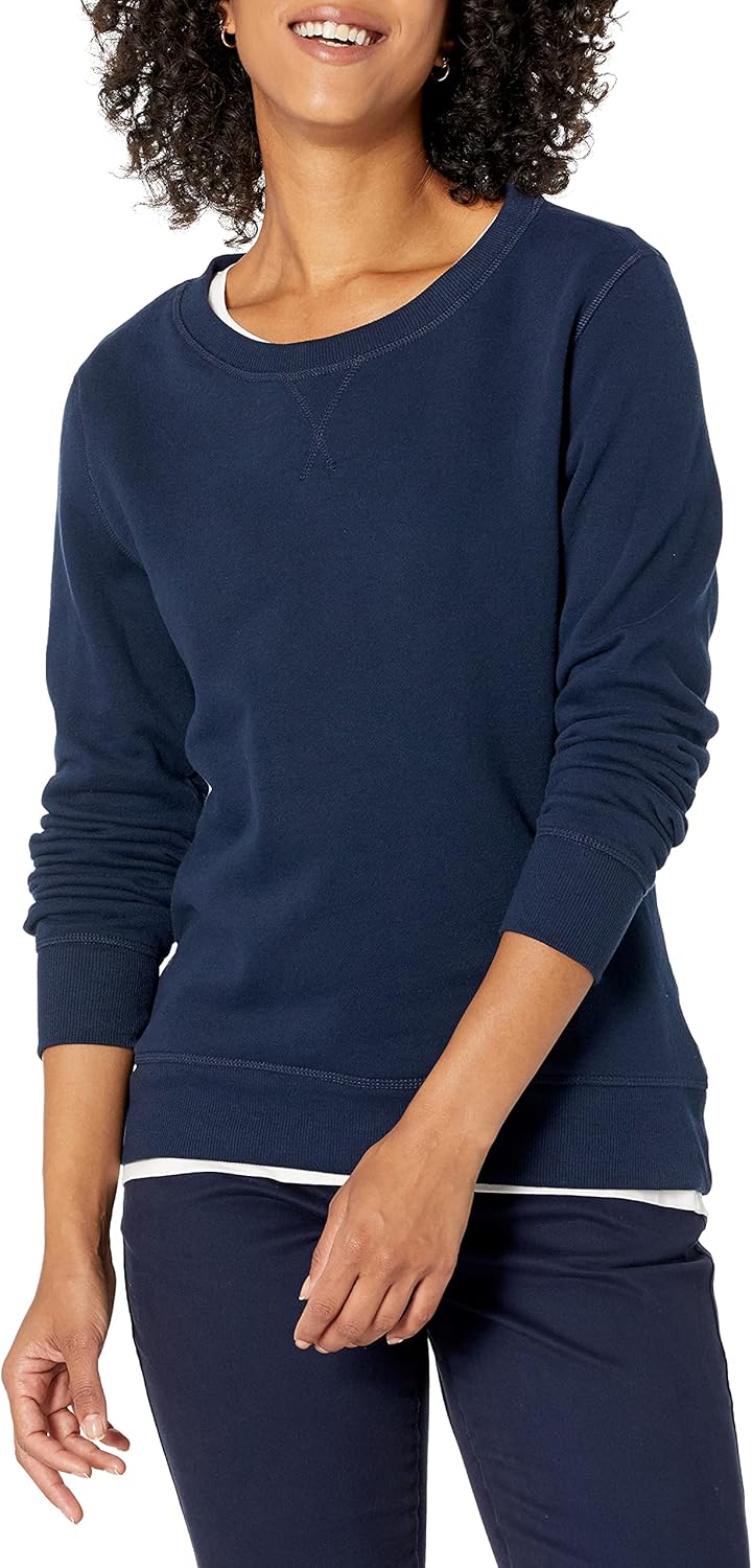 Amazon Essentials Women's Fleece Crewneck Long Sleeve Pullover Sweatshirt (Available in Plus Size)