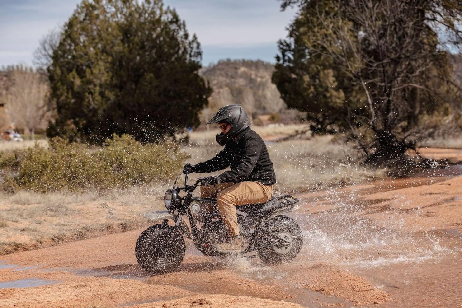 camouflage coleman mini bike Coleman Powersports B200C 196cc Gas Powered Camo Minibike for Kids and – LENONLURES.COM