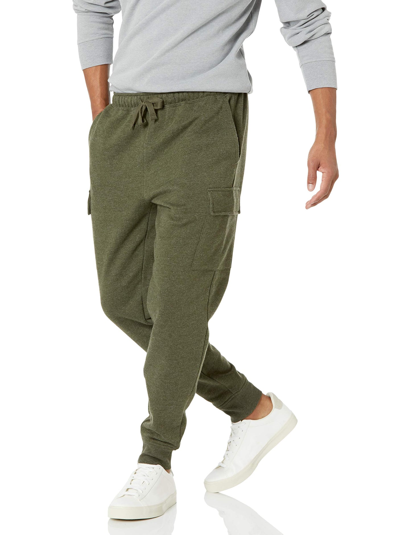 Amazon Essentials Men's Relaxed Fit Cargo Fleece Jogger Sweatpants with Drawstring