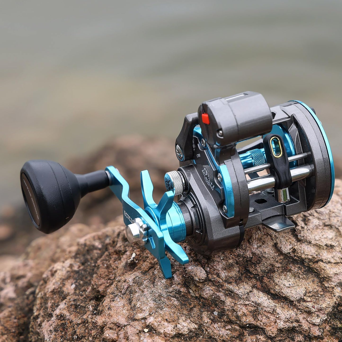 Baitcasting Fishing Reel, Smooth Powerful Round Baitcaster Reel, Saltwater Inshore Surf Trolling Reel, Conventional Reel for Catfish, Musky, Bass, Pike