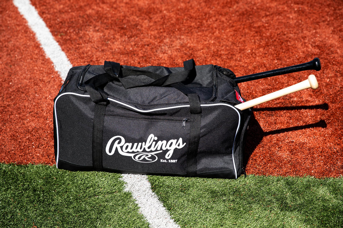 Rawlings | COVERT Duffle Equipment Bag | Baseball/Softball | Black