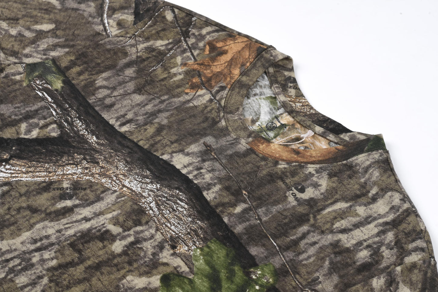 Authentic Realtree and Mossy Oak Camouflage Crewneck Unisex Adult Short Sleeve Tee Shirt
