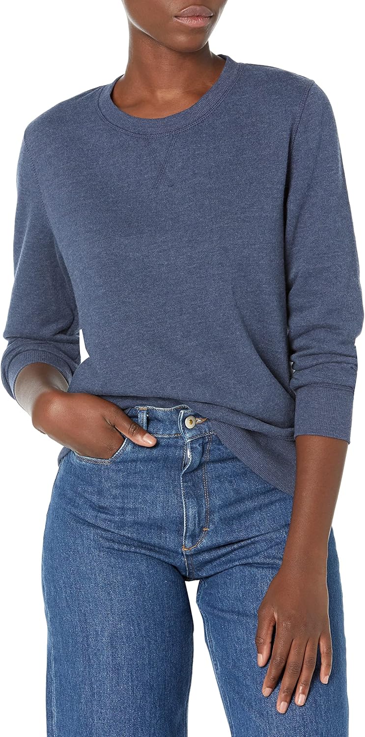 Amazon Essentials Women's Fleece Crewneck Long Sleeve Pullover Sweatshirt (Available in Plus Size)