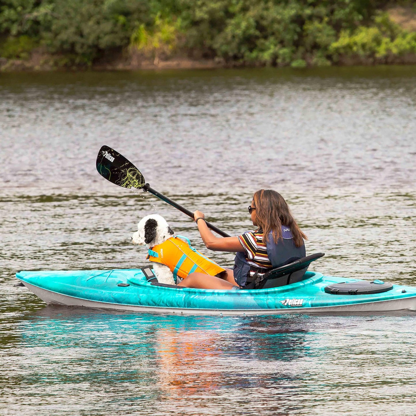 Pelican Symbiosa Kayak Paddle | Adjustable Fiberglass Shaft with Nylon Blades | Lightweight, | Perfect for Kayaking (Dark Indigo, From 94.5 in - 240 cm to 98.5 in - 250 cm)