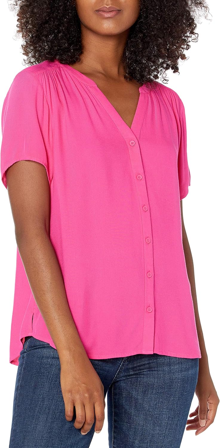 Amazon Essentials Women's Relaxed-Fit V Neck Short-Sleeve Woven Blouse, Business Casual