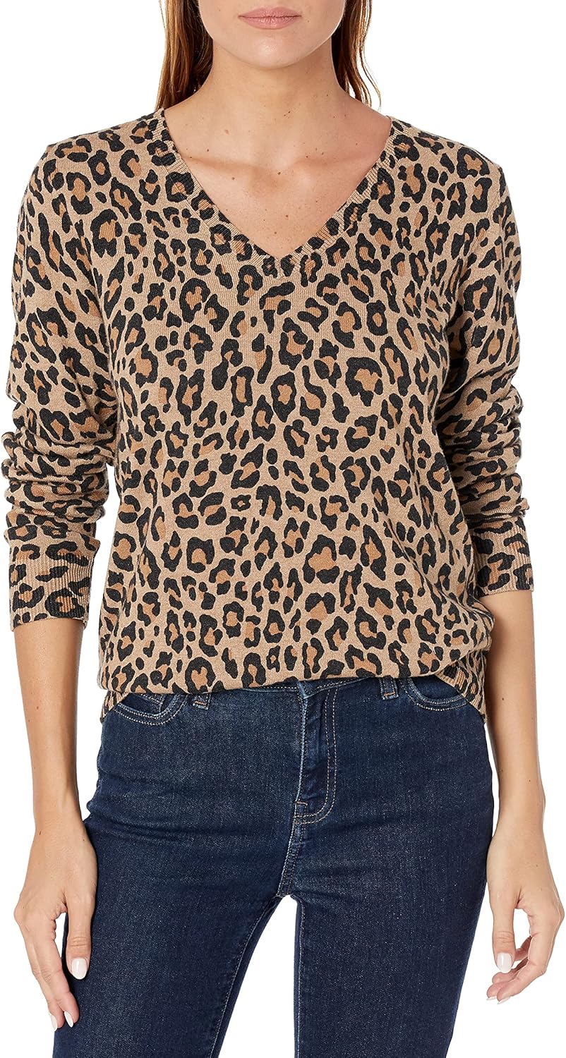 Amazon Essentials Women's Regular-Fit Lightweight Long-Sleeve V-Neck Sweater