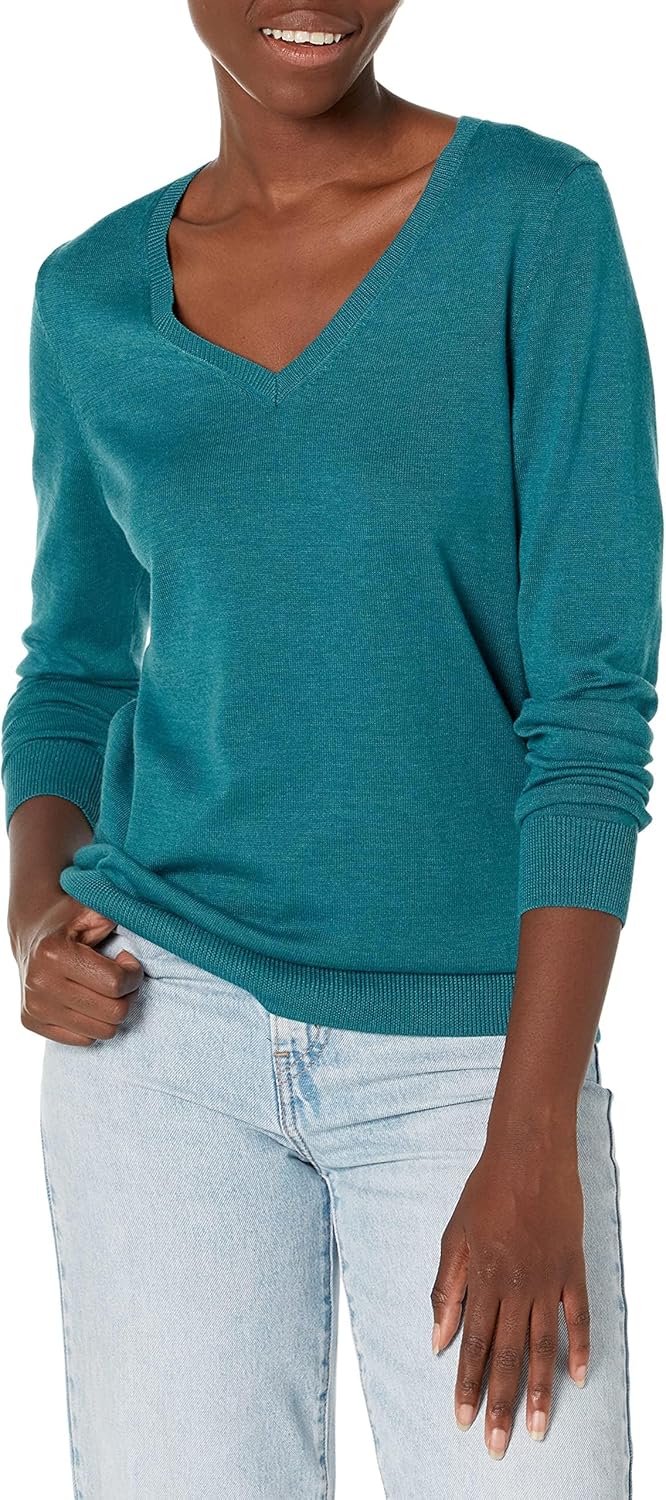 Amazon Essentials Women's Regular-Fit Lightweight Long-Sleeve V-Neck Sweater