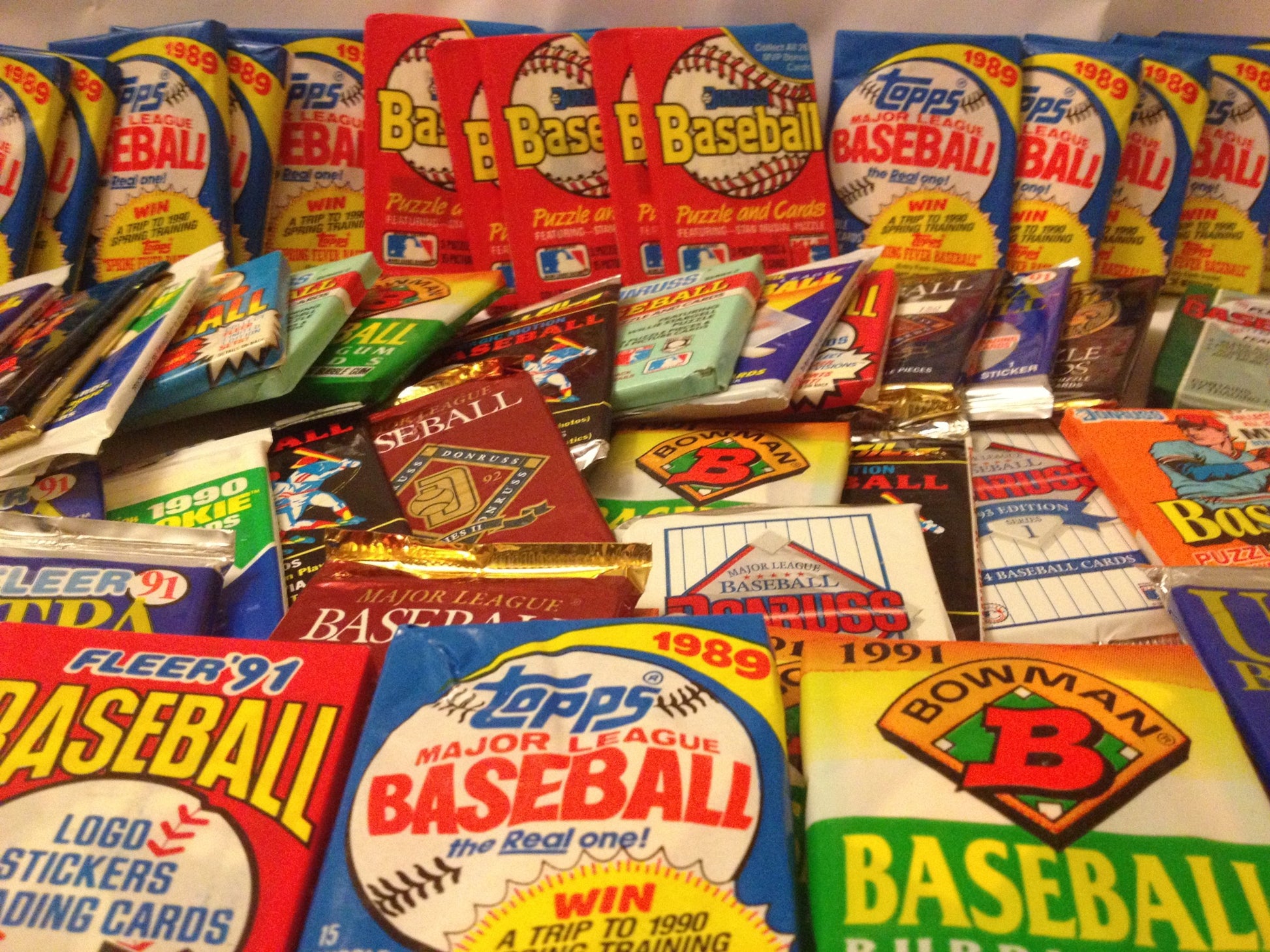 old rare baseball cards 100 Vintage Baseball Cards in Old Sealed Wax Packs